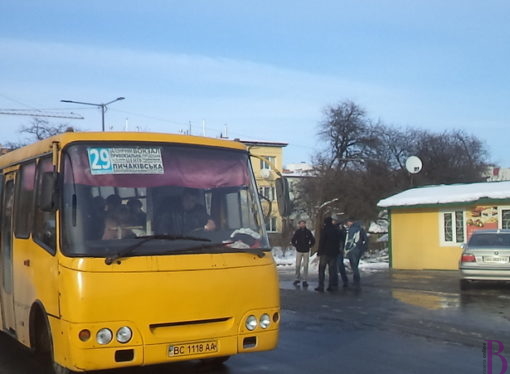 Пасажирські перевезення: без вікон, без коліс