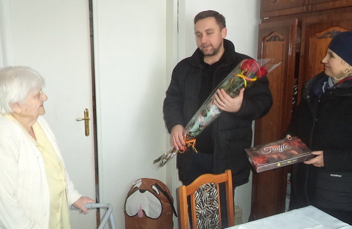 Народній майстрині Анні Тесарівський виповнилося 90 років!