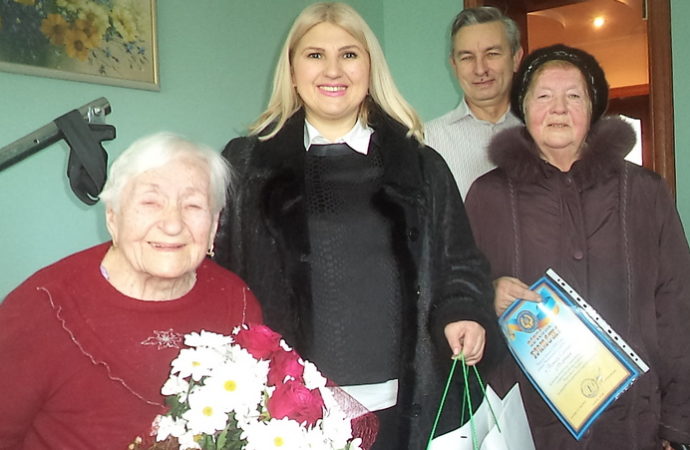 Тамара Сліпенька: «Маленьку донечку встигла віддати своєму батькові вже у вагоні, який рушав до Сибіру»