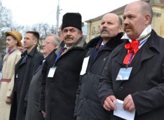 Екс-керівник Винниківського аматорського театру взяв участь у конкурсі двійників Шевченка
