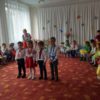 Винниківські малюки вітали з весною та Днем матері
