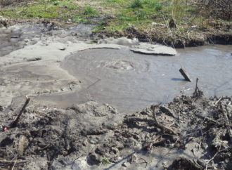 У Винниках прорвало водогін