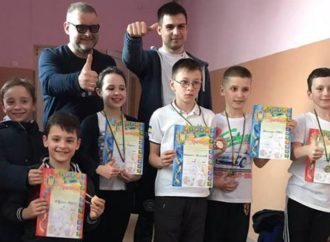 Винниківська команда юних плавців – переможці відкритої першості «Приз весни»