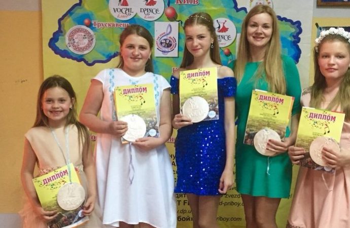 Учасники Театру пісні «Первоцвіт» КЦ «Дозвілля» отримали п’ять третіх місць на всеукраїнському конкурсі