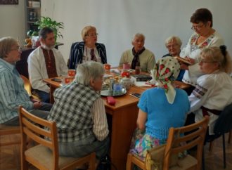 На засіданні читацького клубу дискутували про роман «Таємниця галицького Версалю»