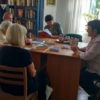 Учасники книжкового клубу сеньйорів «55+»  читали, спілкувалися, дивилися фільм