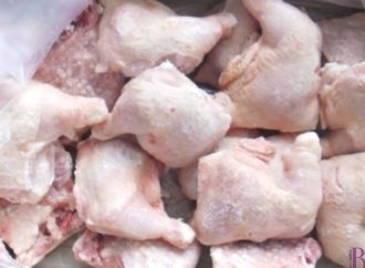 Винахідливі винниківчанки ходять у магазини з… голкою