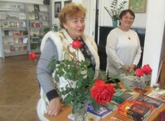 Із винниківчанами зустрілася знана письменниця Ніна Фіалко