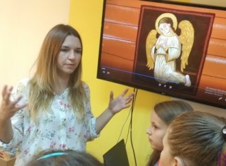 Винниківські школярі подивилися трилогію «Моє дитинство» й дізналися про її зйомки від режисера Ірини Правило