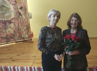 У День української писемності та мови в СЗШ № 29 організували зустріч із письменницею Надією Мориквас