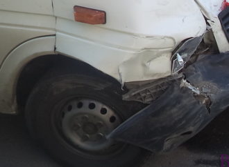 Неподалік Вульок в аварію потрапив мікроавтобус