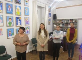 На виставці «Гранатові таланти» показали зиму очима дітей