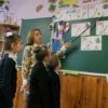 У школах Винник ввели посади охоронників