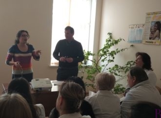 У поліклініці Винник обговорили проблеми вакцинації проти кору та вірусу папіломи людини