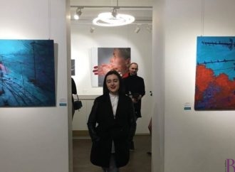 Картини талановитої художниці Ірини Лоїк із Винник експонують у Києві