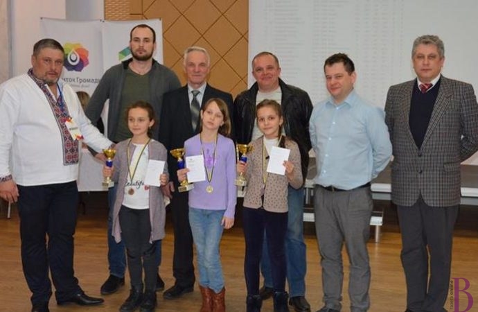 Дарина Єдинак перемогла в двох шахових баталіях пам’яті новітніх Героїв України