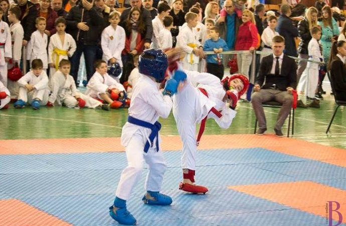 Чемпіон України, призер чемпіонату Європи запрошує винниківських дітей до занять східним єдиноборством