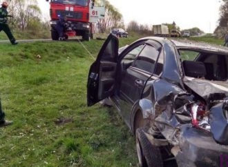 У ДТП неподалік Винник травмувалася жінка-водій