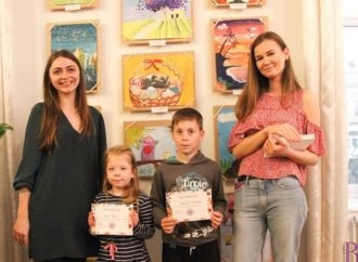 У Винниках свою творчість представили сто художників