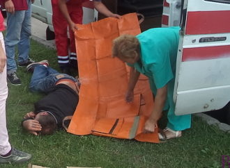 Мешканець Винник скоїв наїзд на п‘ятнадцятирічну дівчинку