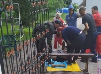 Винниківські рятувальники врятували життя чоловікові (Фото 18+)