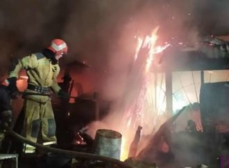 У Лисиничах згоріла дерев‘яна споруда