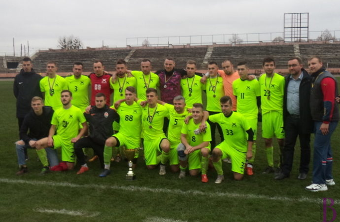 Винниківські футболісти посіли друге місце в Кубку ЛОАФ «Колос»
