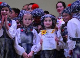 Ансамбль «Святослав» відзначили двома першими преміями на Всеукраїнському фестивалі-конкурсі «Осінній листопад»