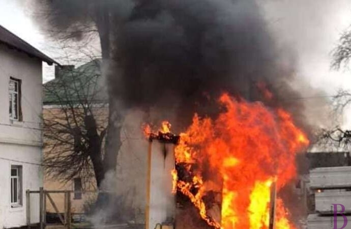 На території школи у Чишках була пожежа (фото)