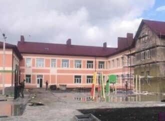 У Верхній Білці добудовують школу