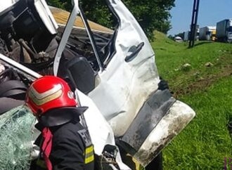 Правоохоронці встановили особу водія, який у п‘ятницю загинув під час ДТП неподалік Винник