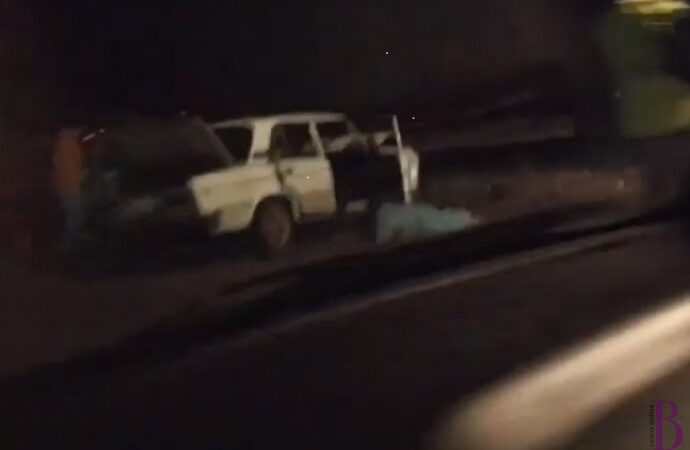 Влетіли у відбійник: ДТП на об’їзній дорозі Винник (Відео)