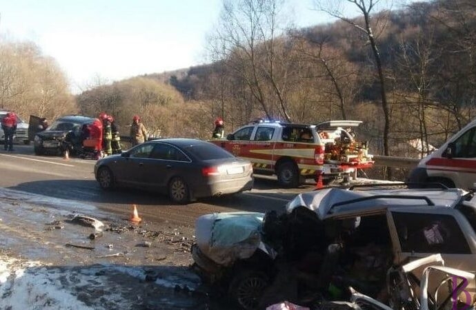 За кермом був винниківчанин: деталі ДТП, в якій загинули дитина та водій “ВАЗу”