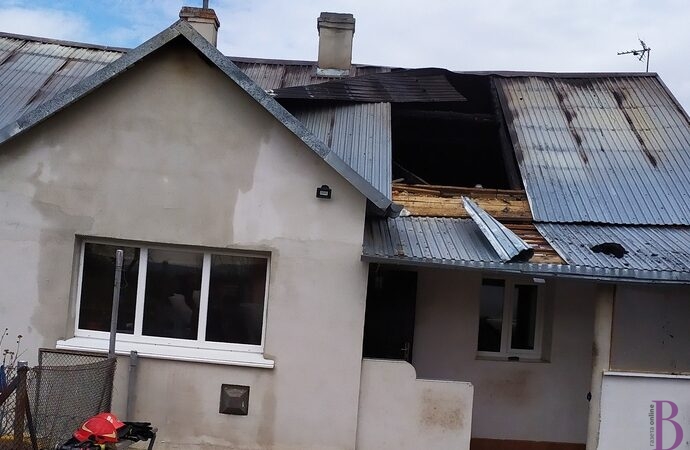 У селі Гаї загорівся житловий будинок
