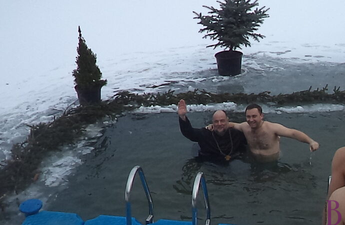 Святкування Водохрещі у Винниках у минулі роки (фотофакт 1)