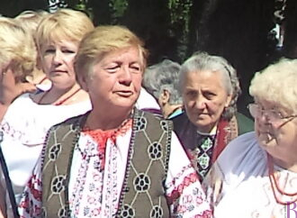 Вітання з 90-річним ювілеєм для Іванни Баран!