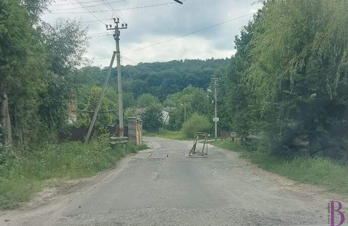 14 липня у Винниках буде закрита ділянка дороги між двома вулицями: як їздитиме 5 а
