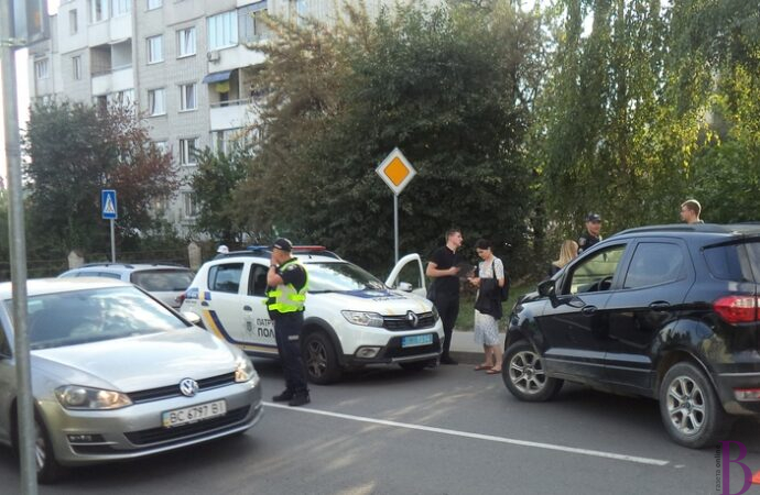 У минулому році на Львівщині трапилося понад 10 тисяч ДТП
