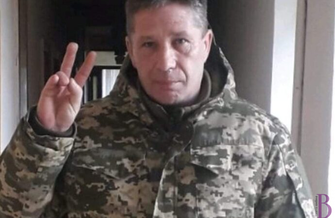 Сьогодні громада міста Винники прощатиметься із Героєм Володимиром Гнатюком