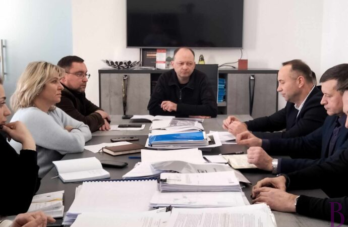Через борги забудовника мешканці трьох будинків у Винниках залишилися без світла і частково без тепла