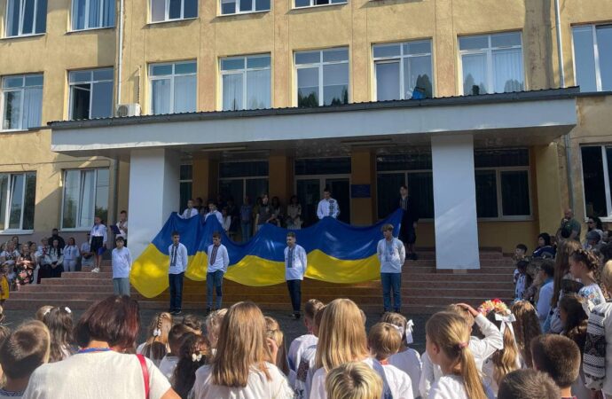 Коли школярі підуть на зимові канікули? Читайте тут