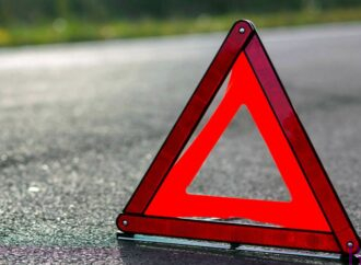 У Винниках автомобіль швидкої допомоги потрапив у ДТП