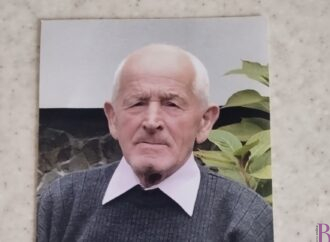 Вийшов з дому і зник: у Винниках шукають чоловіка (фото)